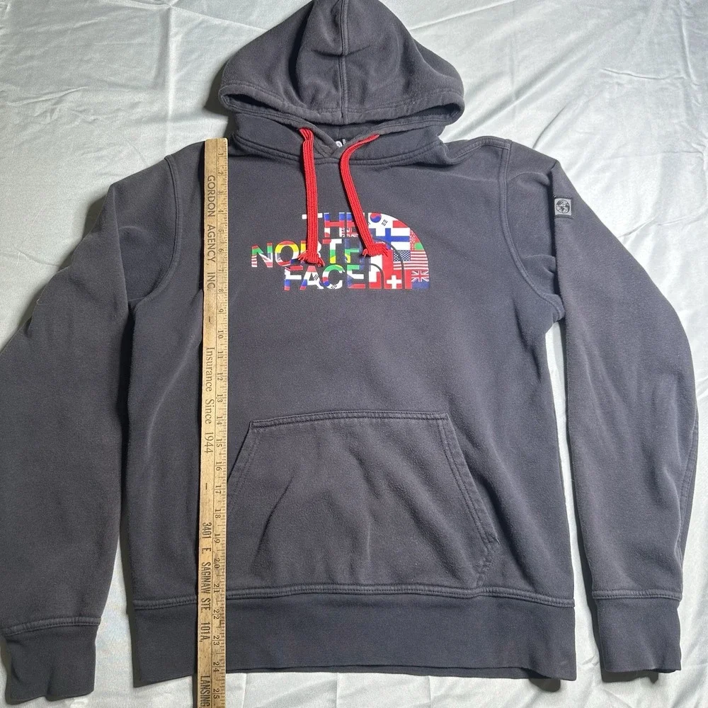The North Face Black International Collection Small Flags Worldwide Gorpcore